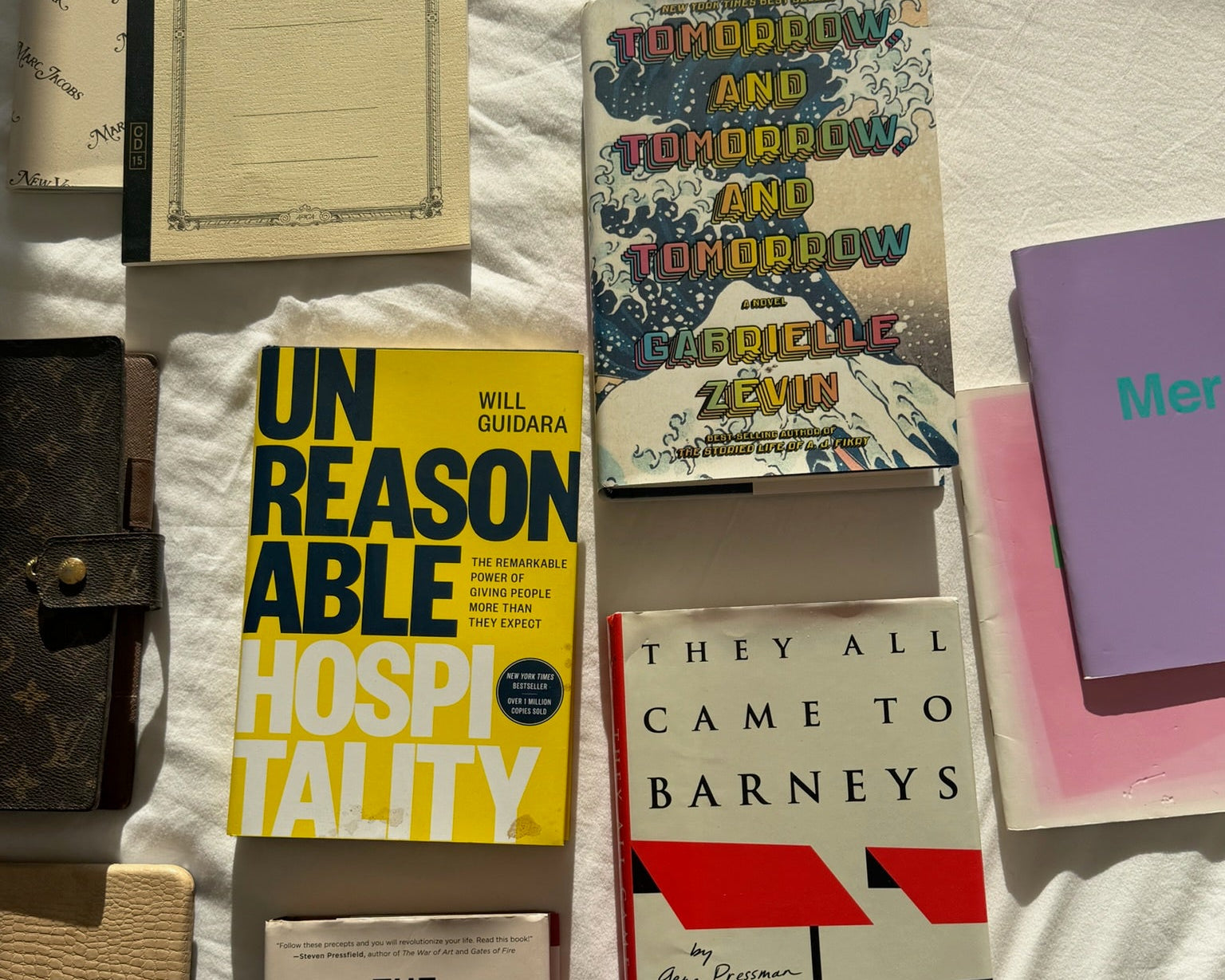 The Gee Book Club: What's On Our Reading List | Gee Beauty