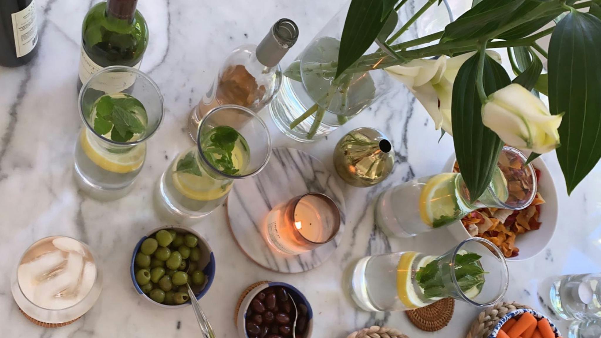 6 Tips For Welcoming Last-Minute Guests | Gee Beauty